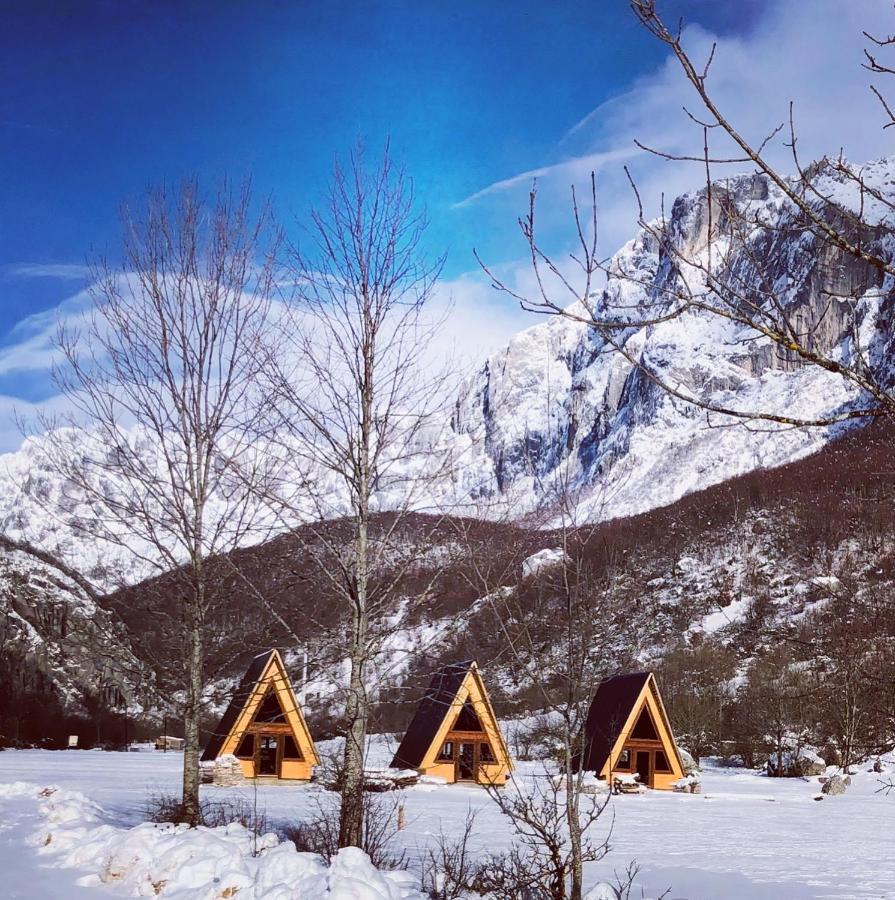 Etno Apartmani Komarnica Savnik Buitenkant foto