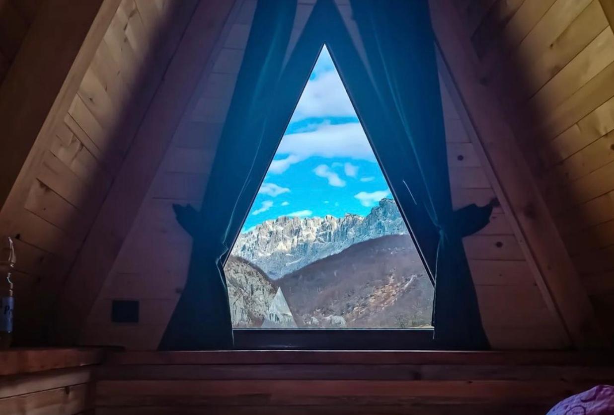 Etno Apartmani Komarnica Savnik Buitenkant foto