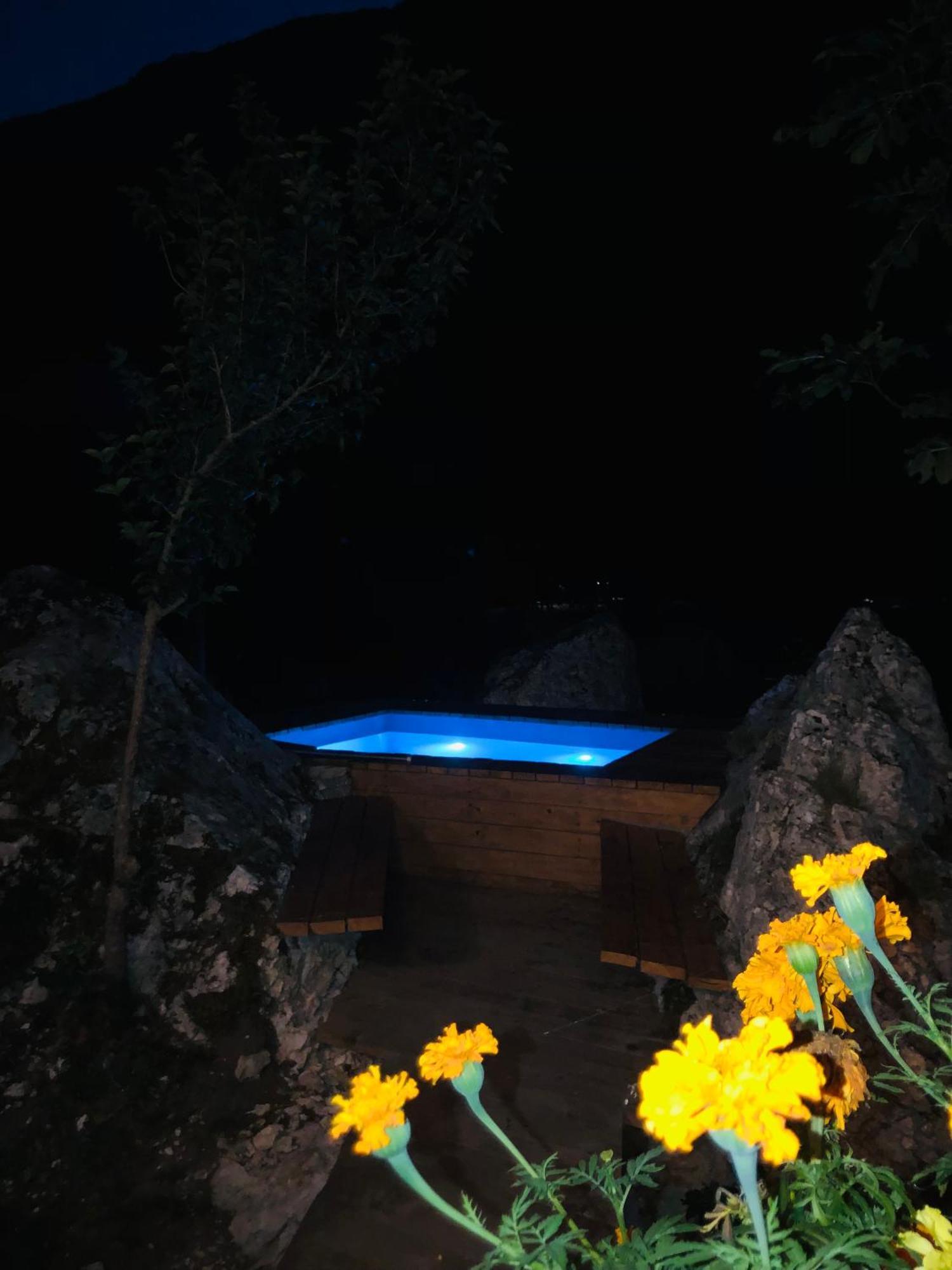 Etno Apartmani Komarnica Savnik Buitenkant foto