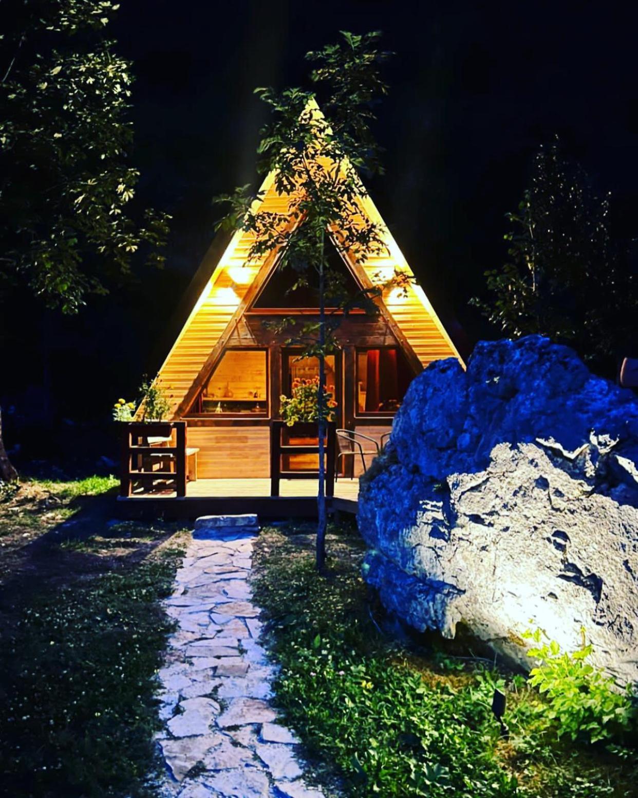 Etno Apartmani Komarnica Savnik Buitenkant foto