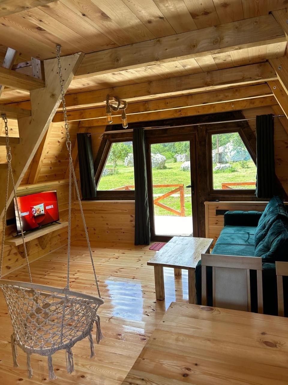 Etno Apartmani Komarnica Savnik Buitenkant foto