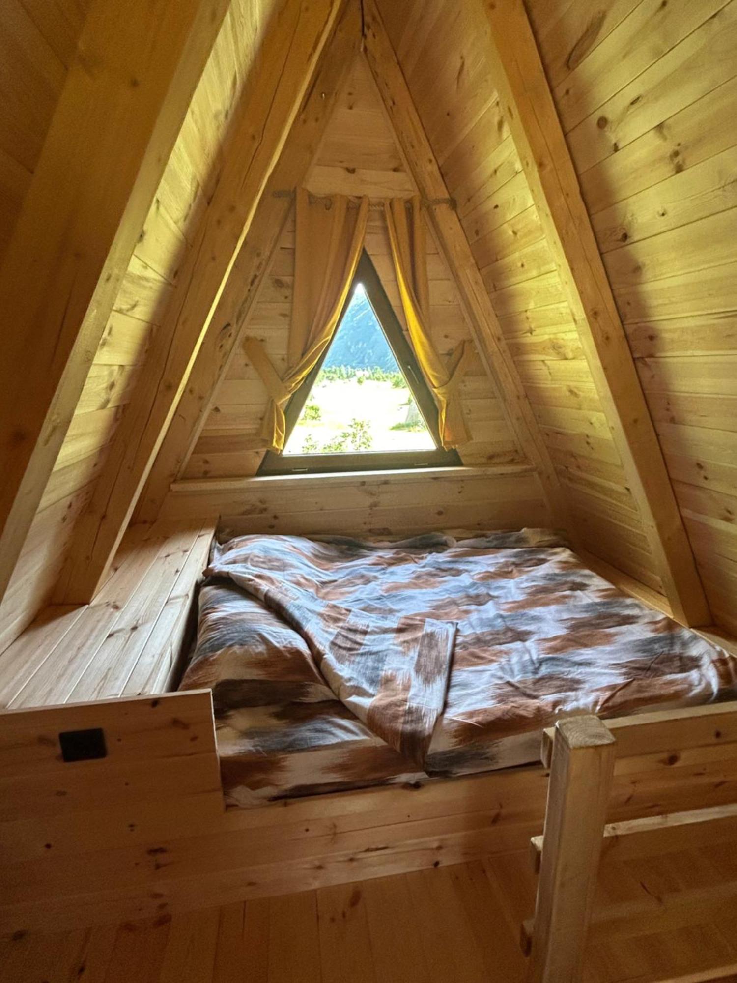 Etno Apartmani Komarnica Savnik Buitenkant foto